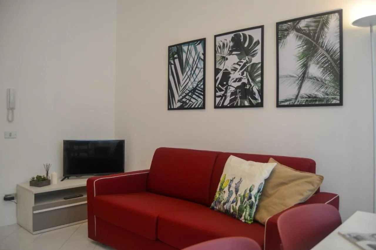 Joivy Lovely Apt For 4 Next To Bus And Metro Station Milan 0*,  Italy
