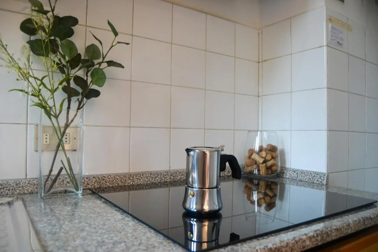 Joivy Lovely Apt For 4 Next To Bus And Metro Station Milan Apartment