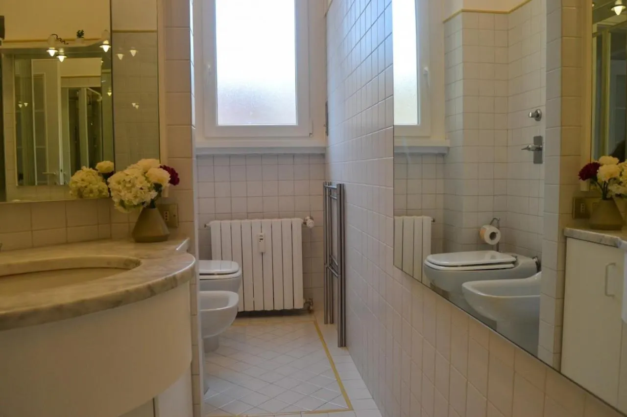 Joivy Lovely Apt For 4 Next To Bus And Metro Station Milan 0*,