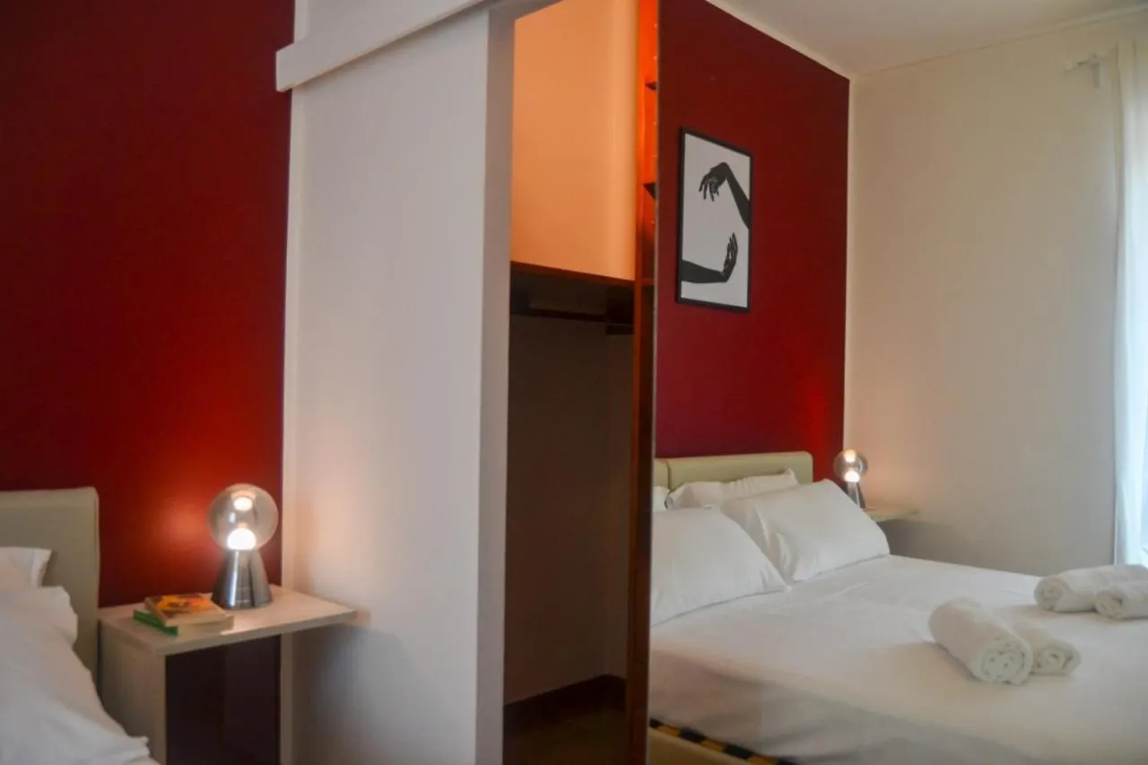 מילאנו Joivy Lovely Apt For 4 Next To Bus And Metro Station דירה